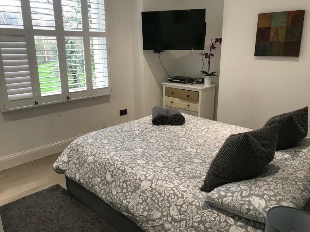 Bright Convenient Flat In Little Venice Apartment Лондон Екстериор снимка